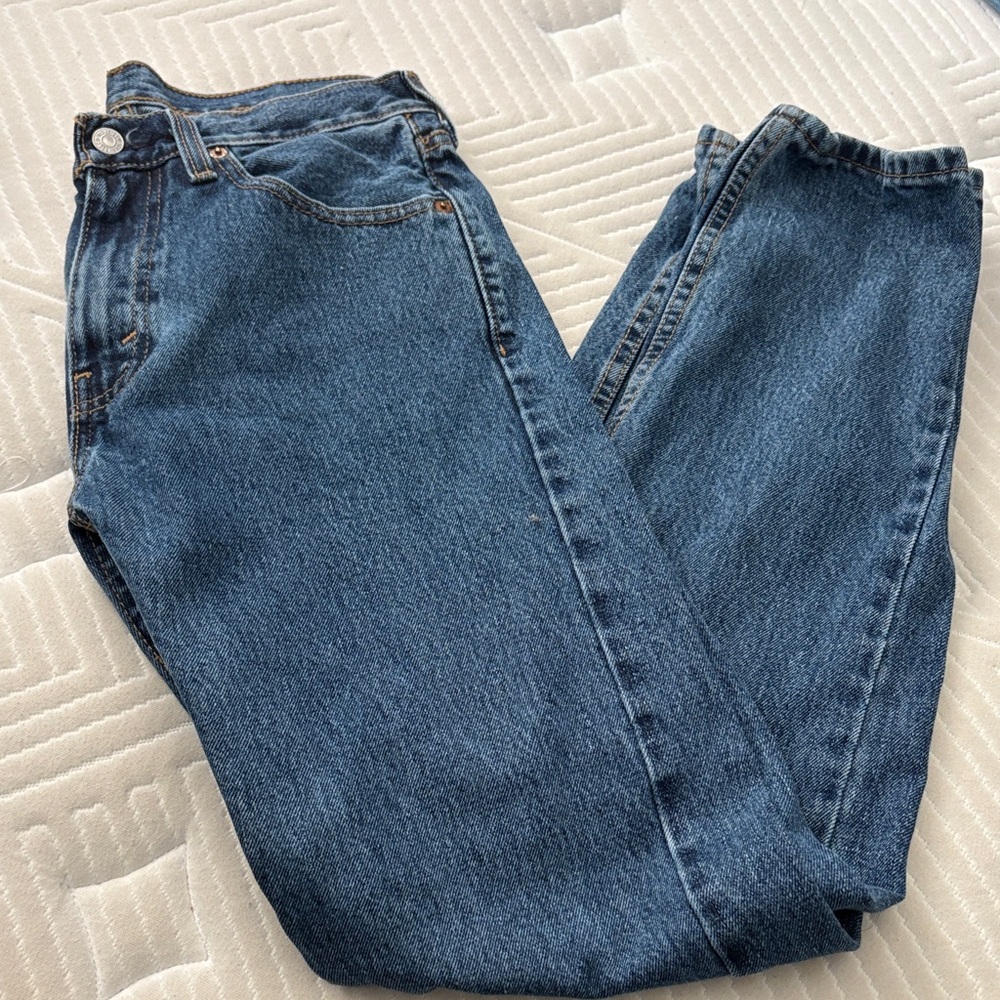 Levi's Men's Straight Jeans in Blue with Tan Leather Patch